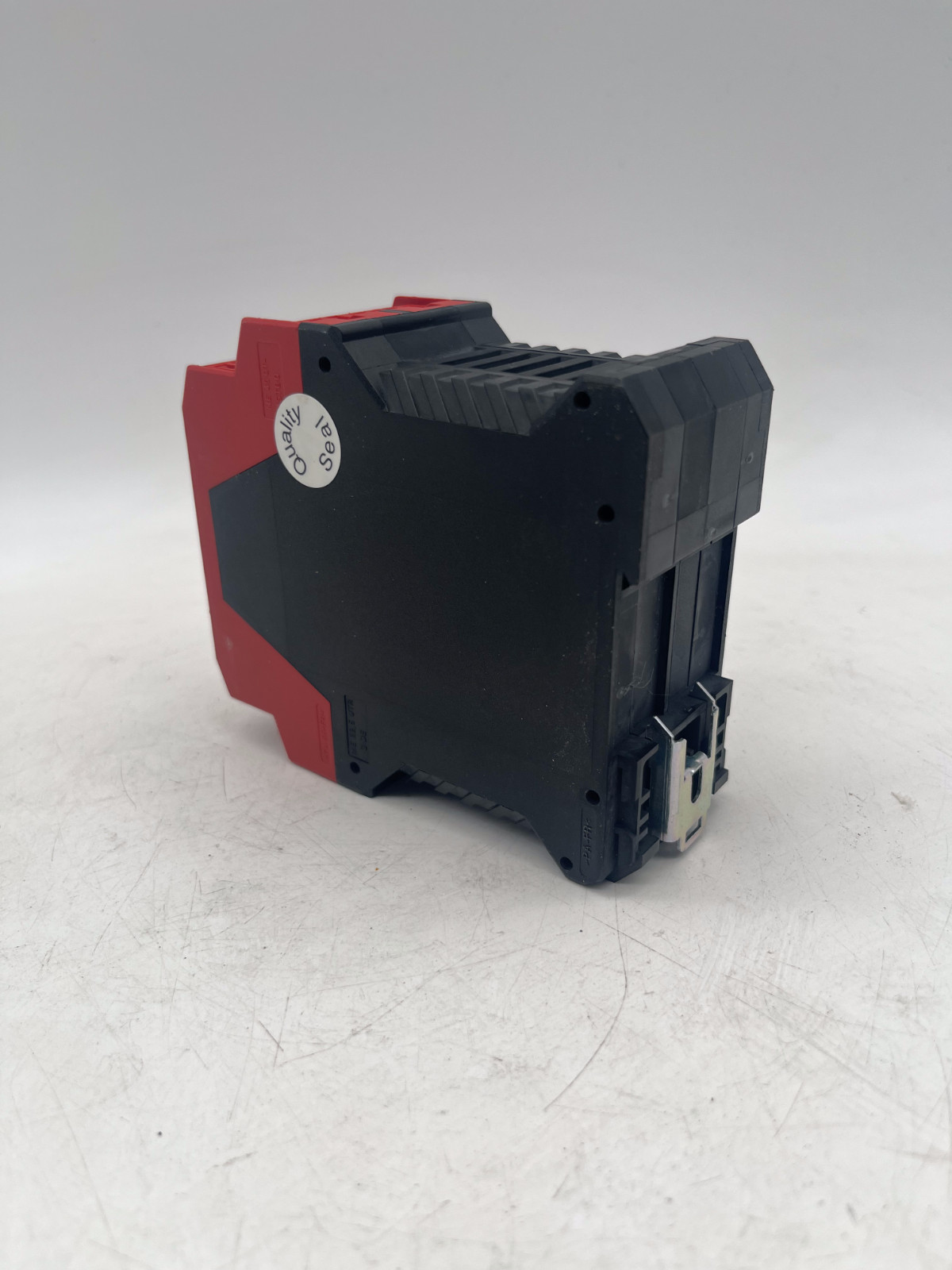 Schneider Electric PREVENTA XPSDME1132P Sicherheitsrelais Modul HW:1.10 SW:1.50, Schneider, Bild 4 von 7
