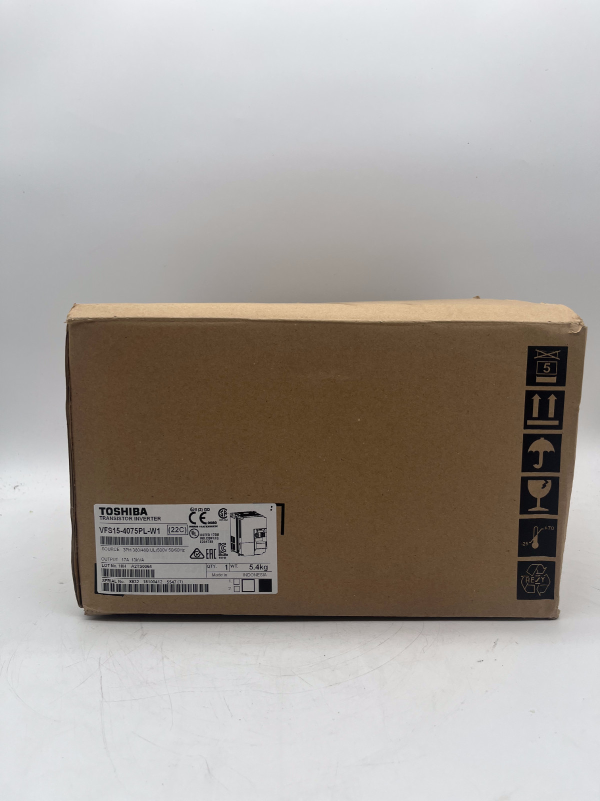 Toshiba VFS15-4075PL-W1 Vektor-Umrichter Max.Motorleistung: 7,5kW, Toshiba, Bild 6 von 6