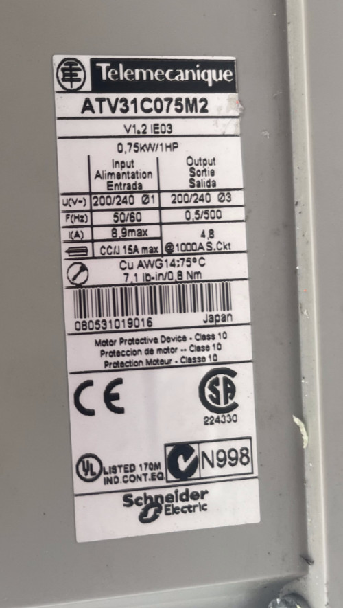 Telemecanique / Schneider ATV31C075M2 Frequenzumrichter 0,75kW 240V Einphasen, Schneider, Bild 2 von 6