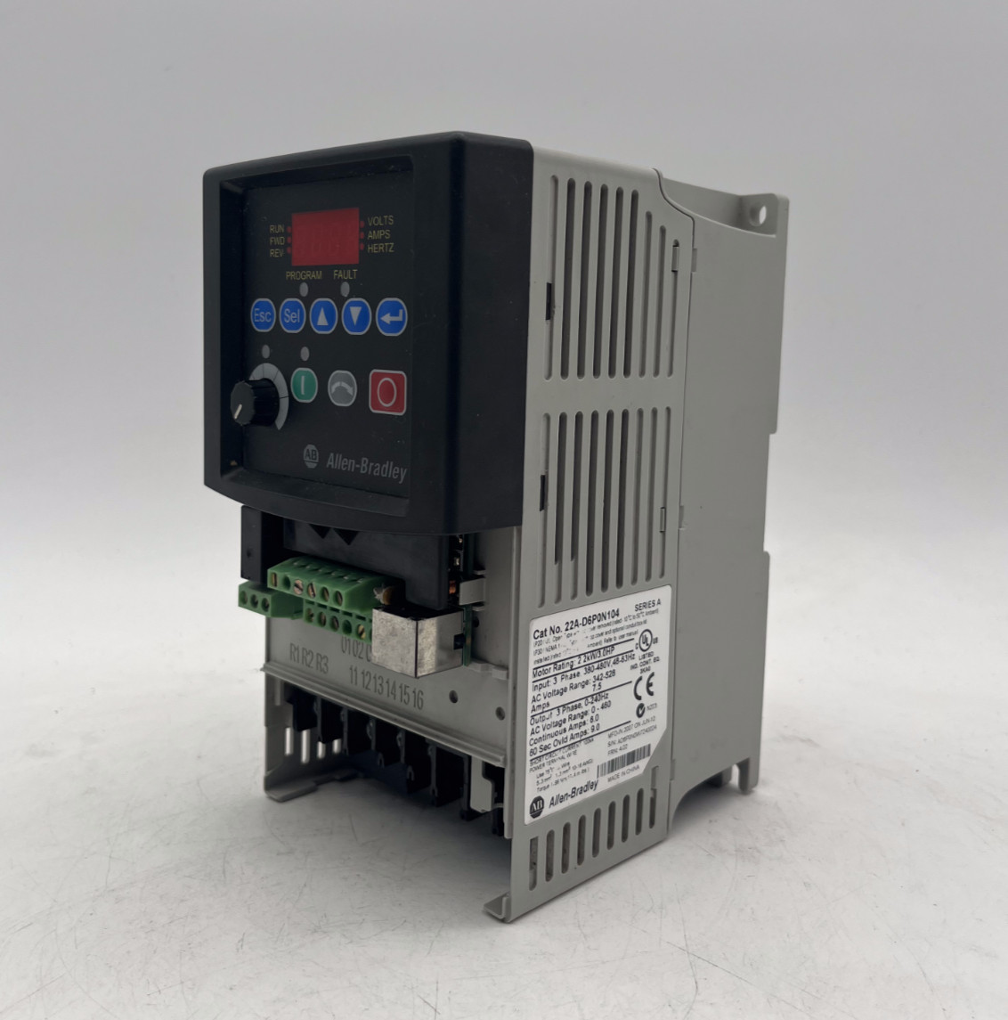 Allen-Bradley PowerFlex 4 22A-D6P0N104 22AD6P0N104 2,2 kW / 3HP, 380-480V Ser. A