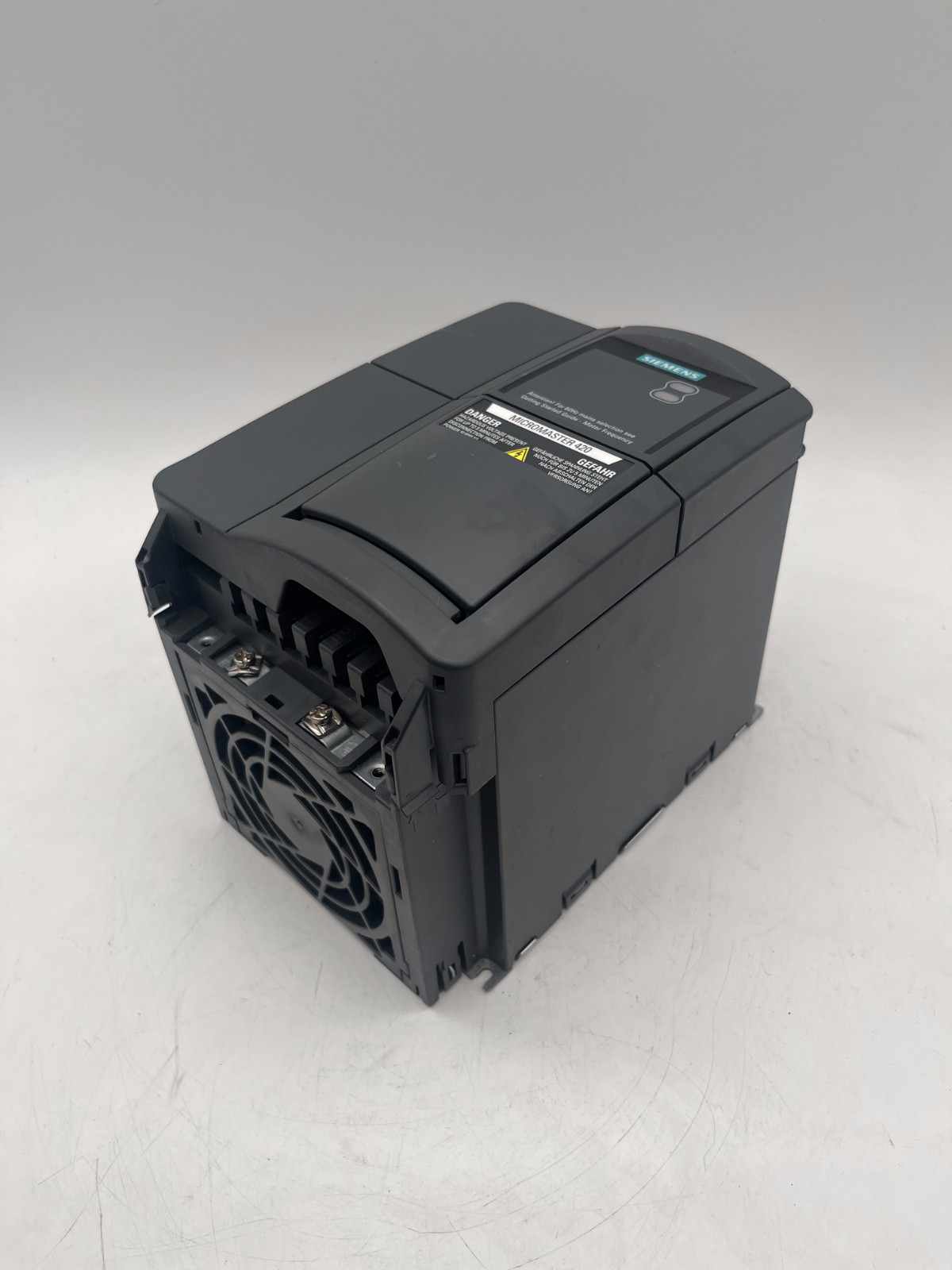 Siemens Micromaster 420 6SE6420-2UD23-0BA1 Ver. G01/1.31 | 6SE6 420-2UD23-0BA1, Siemens, Bild 8 von 8