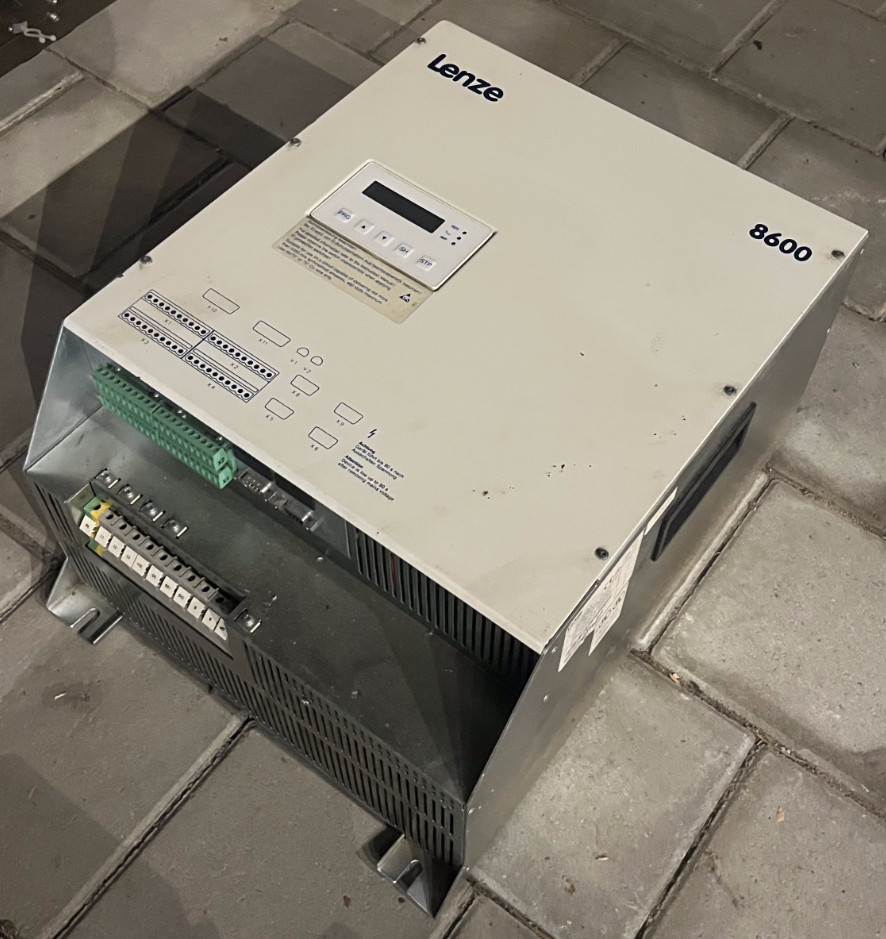 Lenze 8600 Frequenzumrichter EVF8609-E Id.-No. 00390863 | 33.8609 E.6B.64 | 15kW, Lenze, Bild 5 von 8