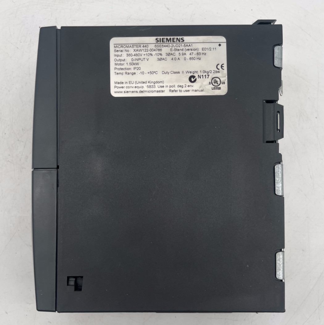 Siemens MICROMASTER 440 | 6SE6440-2UD21-5AA1 E-Stand: E01/2.11 | 1.50 kW 380V, Siemens, Bild 4 von 6